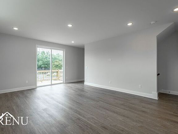 5th image of 5718 Sofias Cir