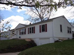 804 Cornwall Ave, Waterloo, IA 50702