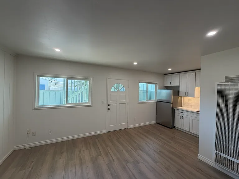 413 S Myers St — Photo 17