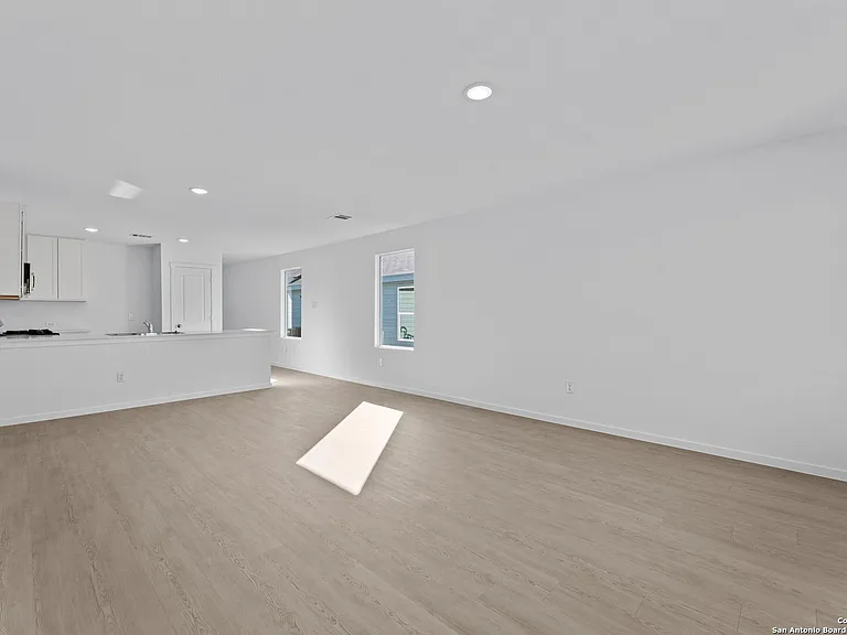 3820 Swift Fox Rd — Photo 9