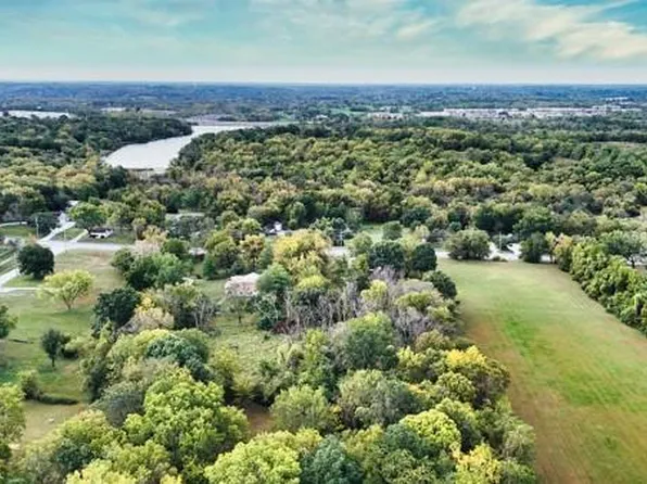 1855 NE Duncan Rd, Blue Springs, MO 64014