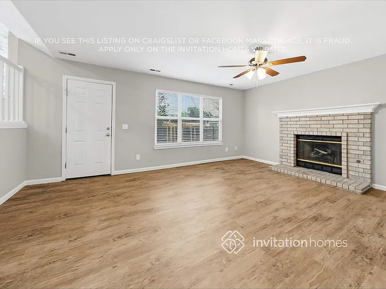 1452 Canoe Creek Dr — Photo 9