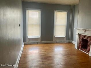 514 1st St APT 1, Albany, NY 12206