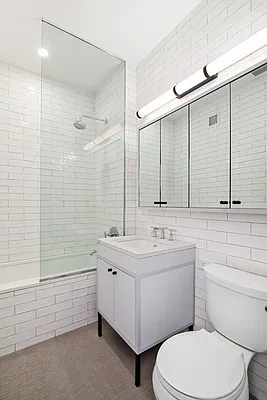 Rented by REAL New York | media 22