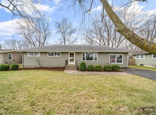 110 Cook Ct, Somonauk, IL 60552