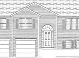 333 Brookside Dr, Gardner, MA 01440