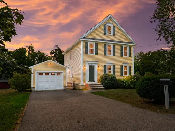 35 Oakland St, Amesbury, MA 01913