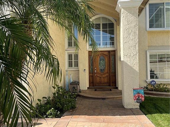 3rd image of 1527 Straw Flower Ln