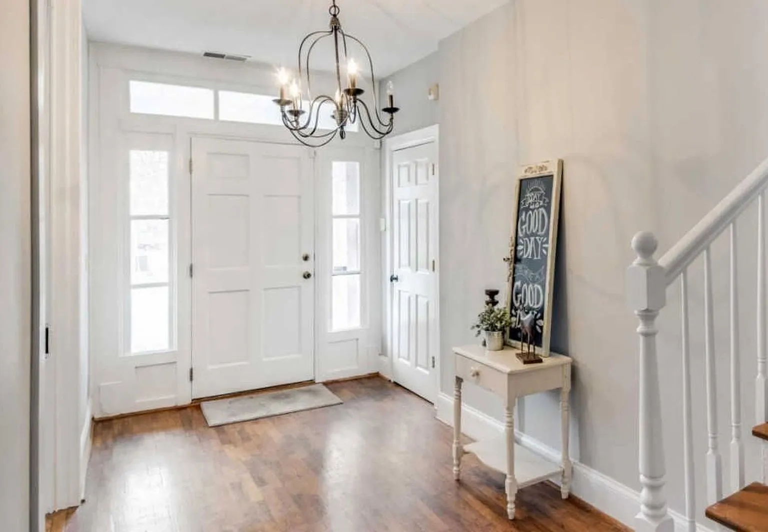 3 bed, 1.5 bath, 1780 sqft, $1,845 — Photo 2