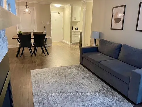 1 Jacksway Cres #307 — Photo 4