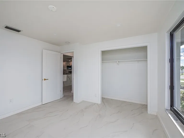 618 Santa Margerita Ln — Photo 16
