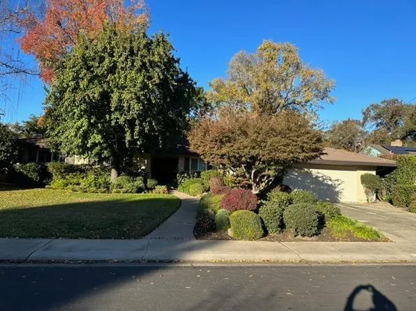 7421 Woodside Dr, Stockton, CA 95207