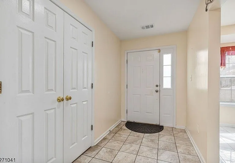 134 Marsillo Ct — Photo 2