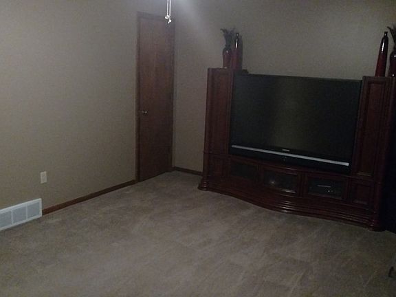 3rd image of 7289 Rupert Dr