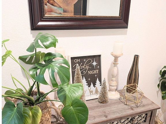 5th image of 50 Driftwood Cir