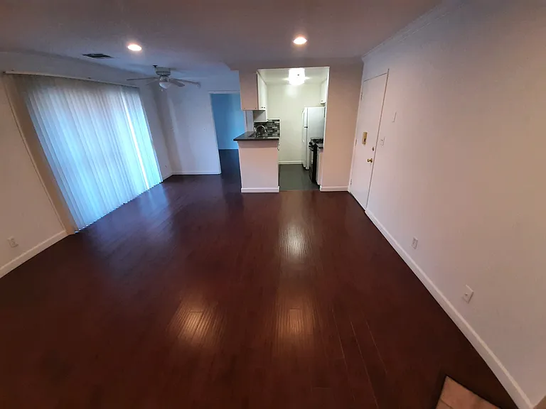 Sierra Apartments, LLC — Photo 14