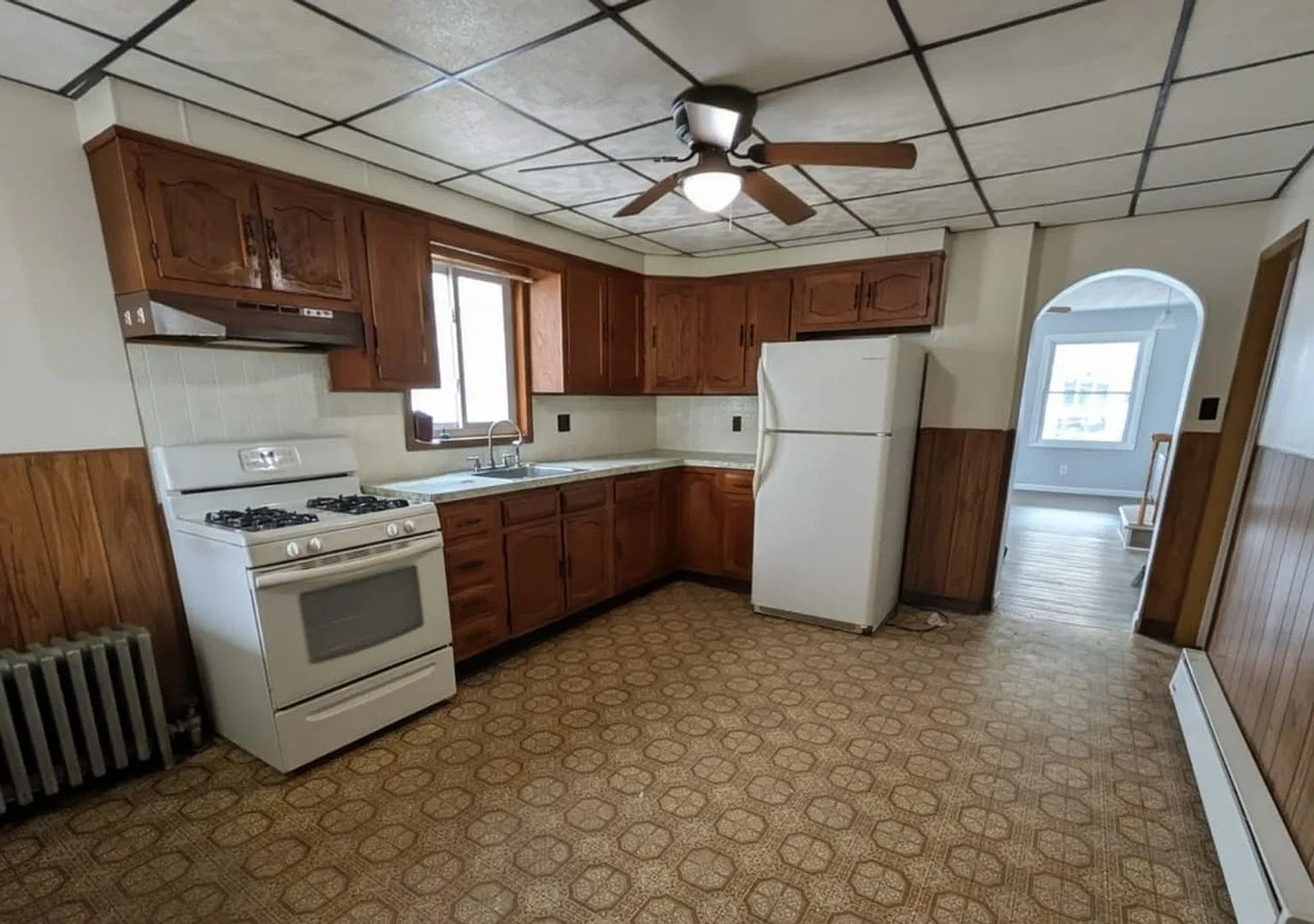 Charming 3BR in Exeter — Photo 3