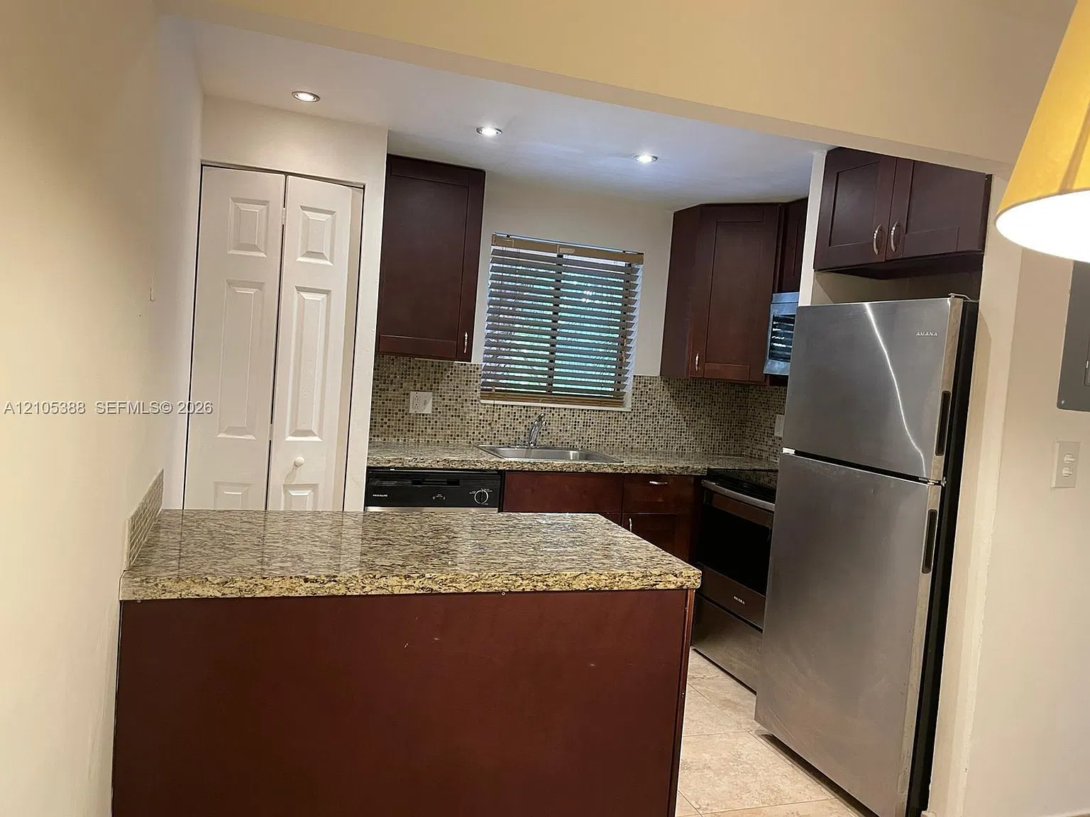 Courtyards At Davie Condo — Photo 4