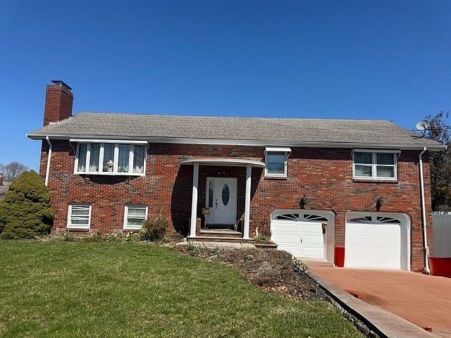 1st image of 37 Wing Rd #1