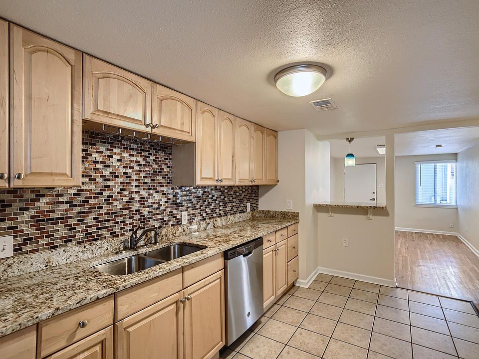1st image of 620 W 1st Ave APT B