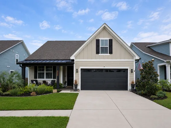313 Hillman Trail Dr, Moncks Corner, SC 29461