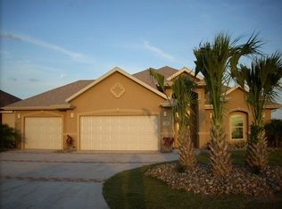 111 Golf House Dr, Laguna Vista, TX 78578