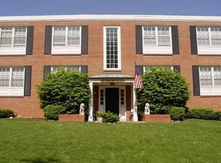 2821 Laclede Station Rd APT B-4, Saint Louis, MO 63143