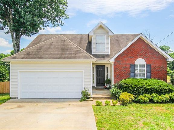 3rd image of 218 Breeze Dr