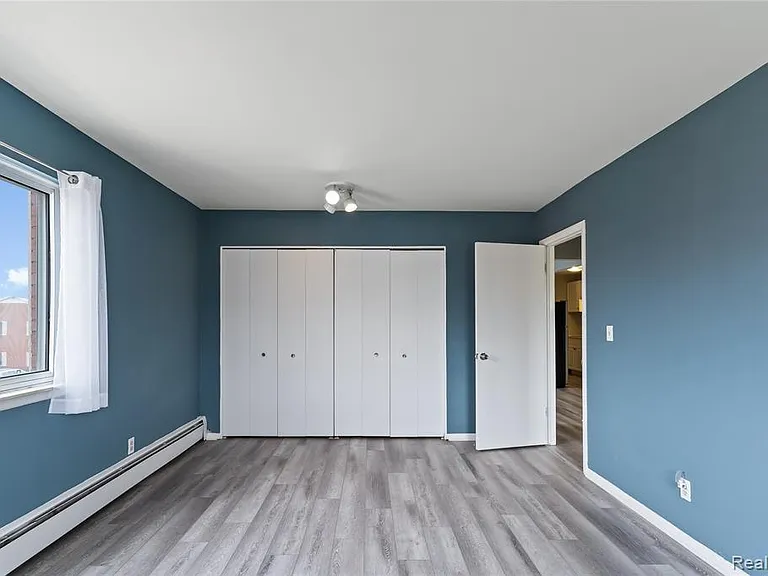801 Plate St #201 — Photo 11