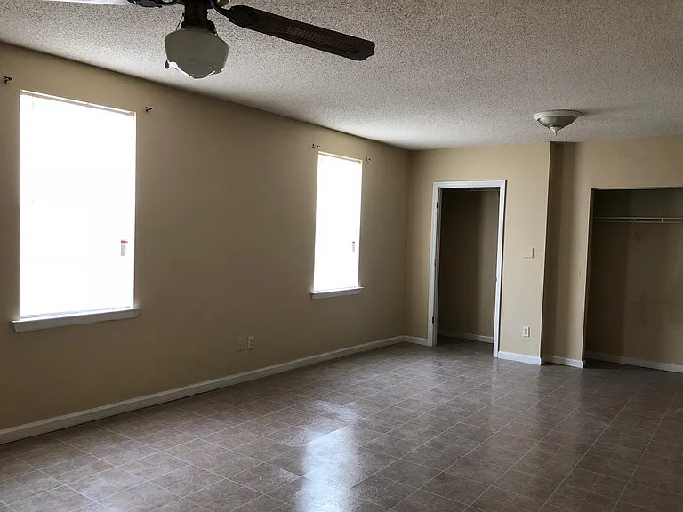 1724 Keith St — Photo 8