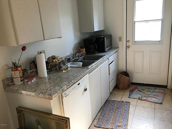 4th image of 1216 Gregory St