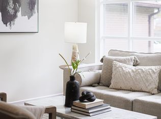 9 Donalbain Cres, Markham, ON L3T 3S3