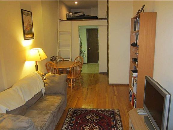 4th image of 51 W 70th St APT 2B