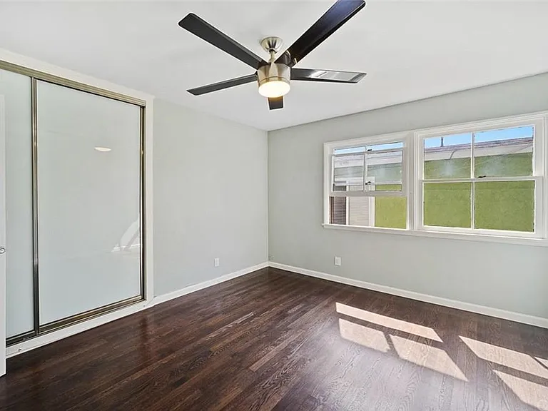 219 Loma Ave #6 — Photo 7