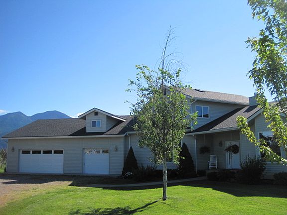 2nd image of 385 Sunny Dene Ln