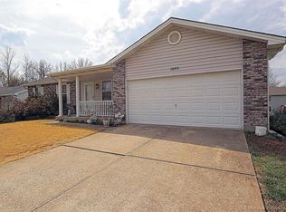 1005 Valentine St, Festus, MO