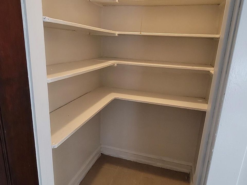 kitchen pantry