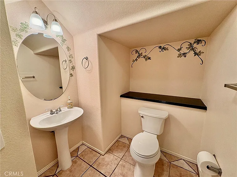 7147 Tanager Dr — Photo 40