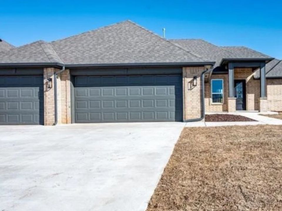 1st image of 3113 Pescara Dr