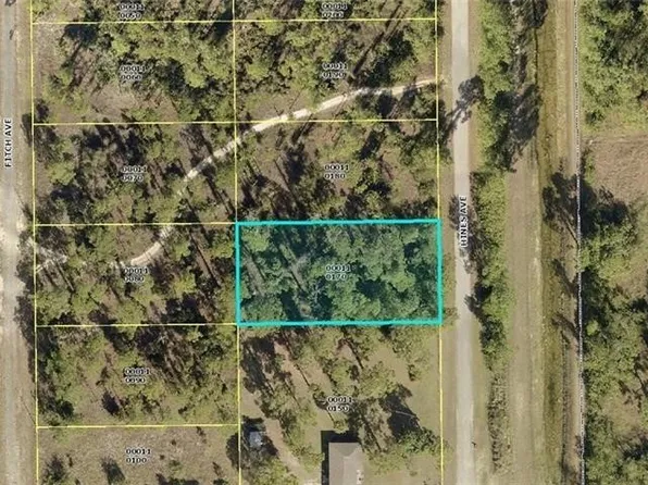 9 Hines Ave, Lehigh Acres, FL 33936