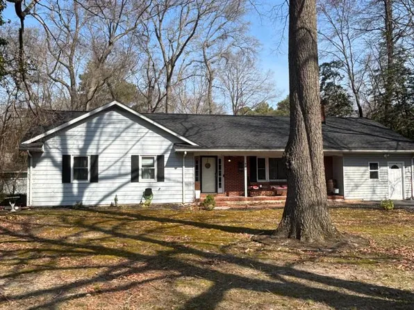 900 N Atlanta Cir, Seaford, DE 19973