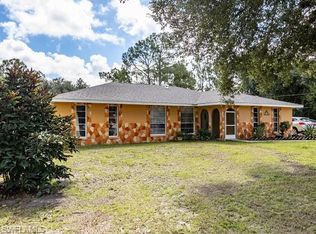 8 Wellington Ave, Lehigh Acres, FL 33936