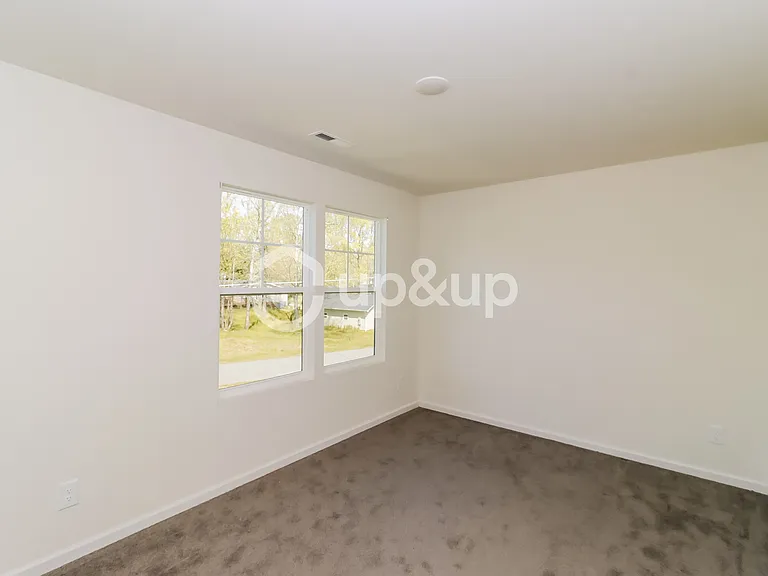 117 Teak Dr — Photo 5