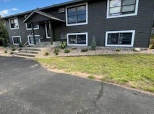 706 8th St N UNIT 1, Hudson, WI 54016