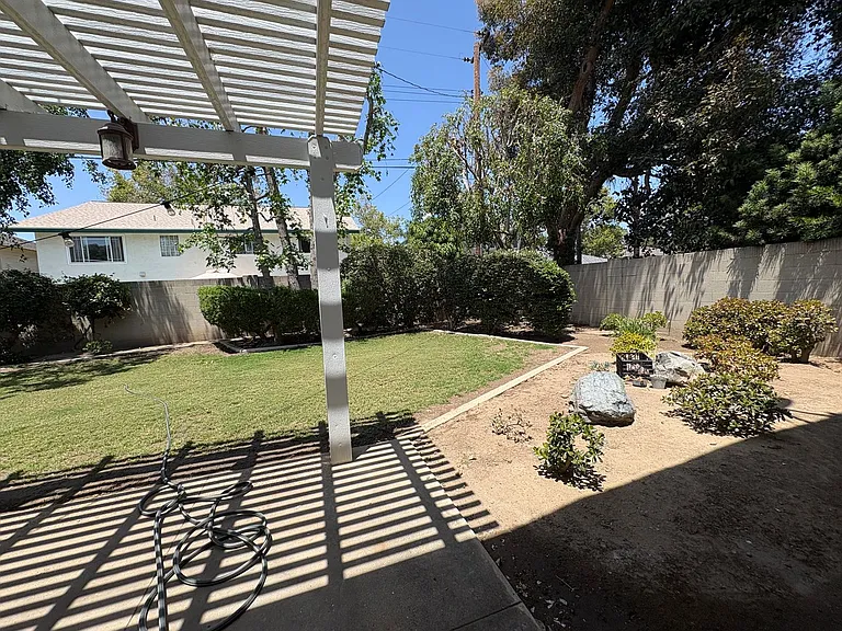1901 E Catalina Ave — Photo 5