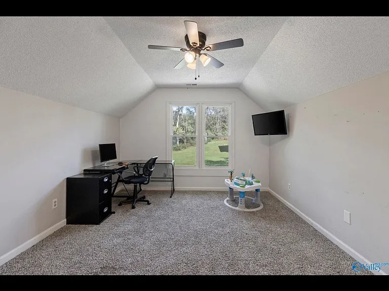 6609 Amberlee Ln NW — Photo 18