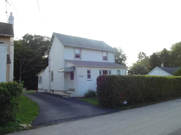 1058 Mount Pleasant Ave, Wayne, PA 19087