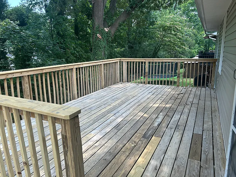 Large, heavily shaded back deck