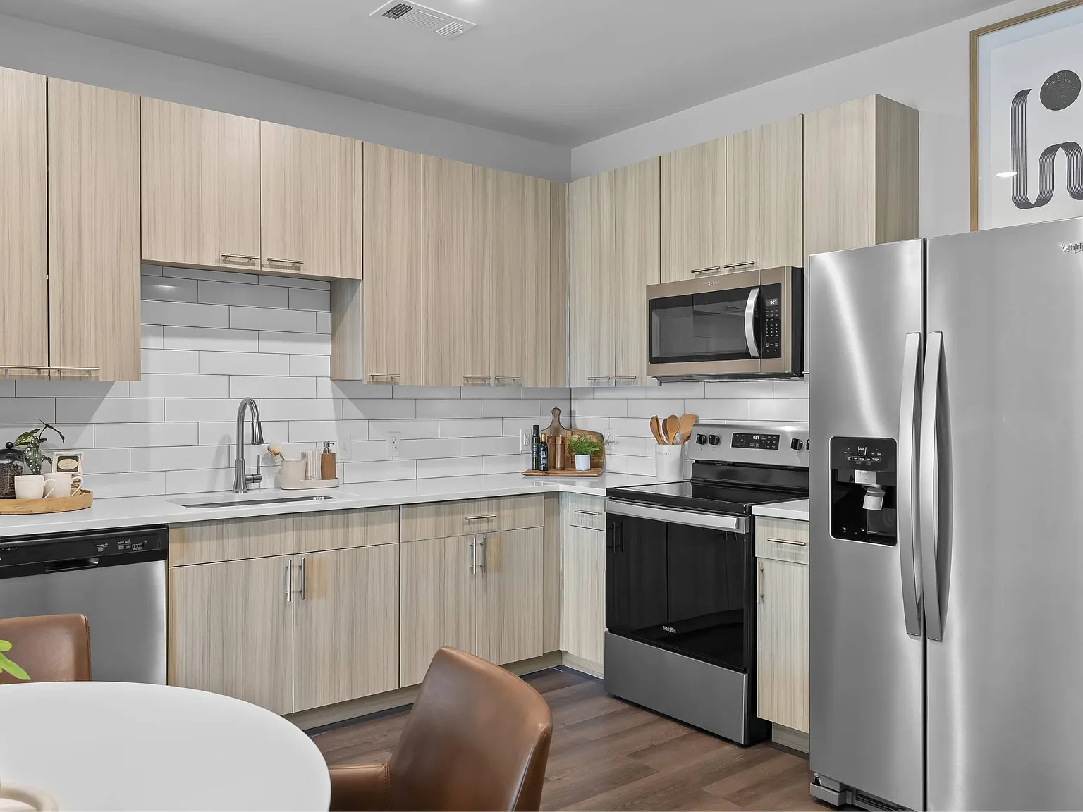 Adams Hill Apartments — Photo 2