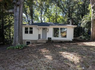 16 Merlocke Dr, Greenville, SC 29607